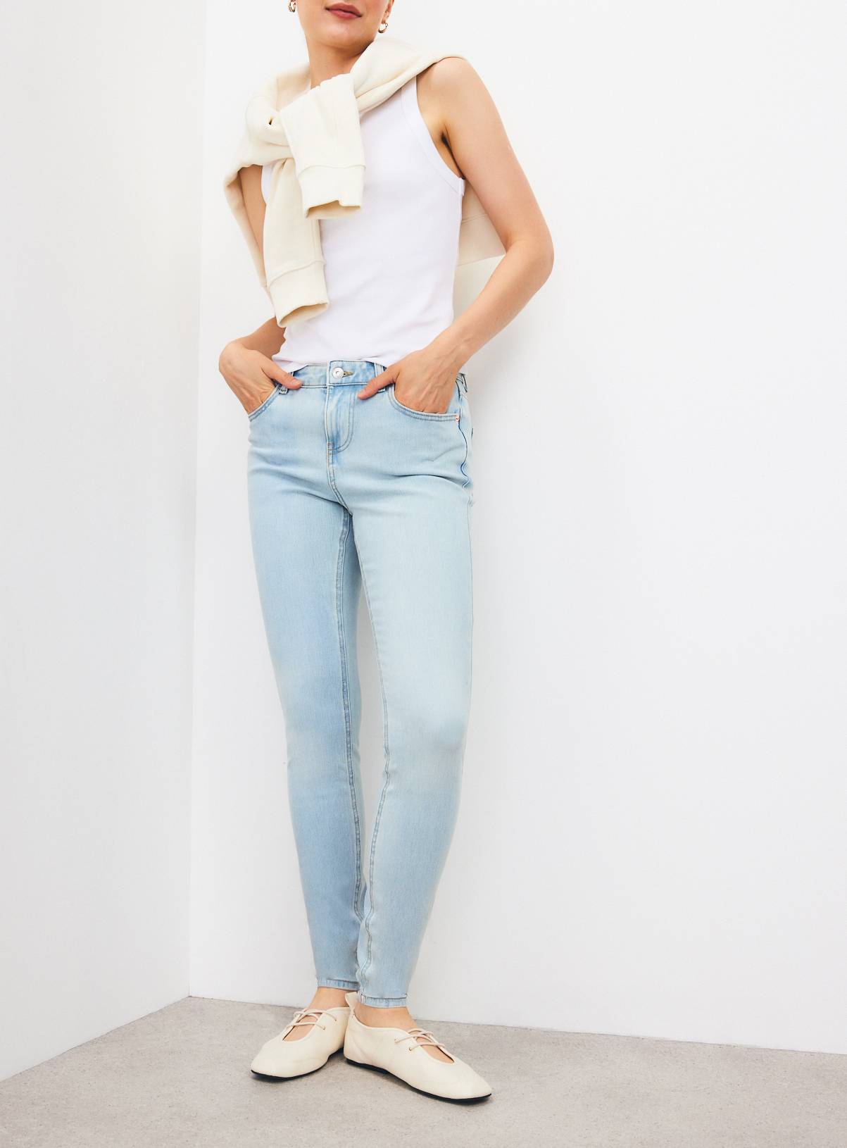 Light Denim Mid Rise Skinny Jeans 20L - Image 2